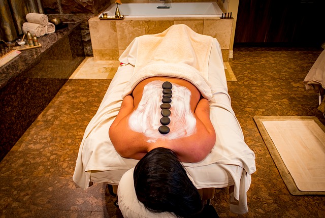 massaggio roma eur: foto hot stone